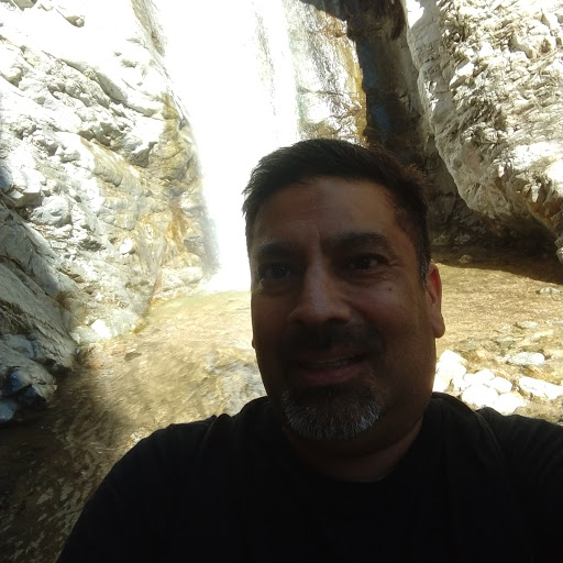 Victor Perez Photo 20