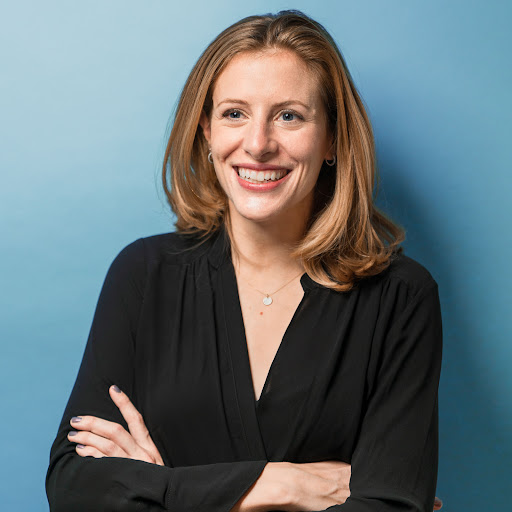 Elizabeth Henry Photo 9