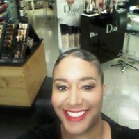 Candice Harvey Photo 14
