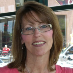 Lisa Bandy Photo 22