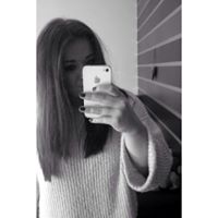 Emily Welch Photo 21