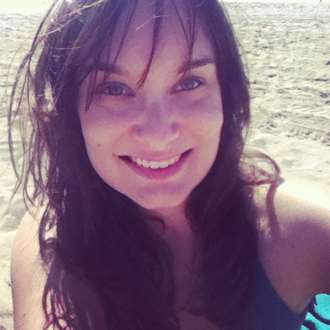 Emily Groves Photo 12