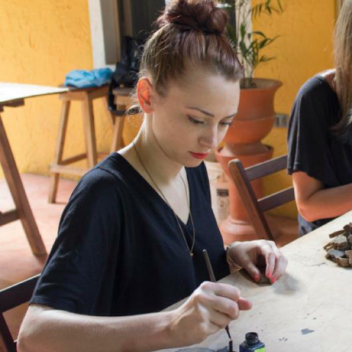 Nancy Yates Photo 28