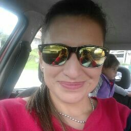 Andrea Contreras Photo 14