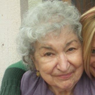 Laura Keefe Photo 26