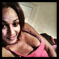 Simone Walker Photo 15