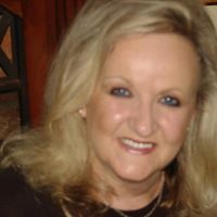 Teresa Laird Photo 9