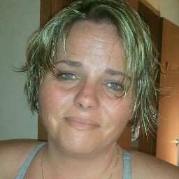 Carrie Hatfield Photo 28