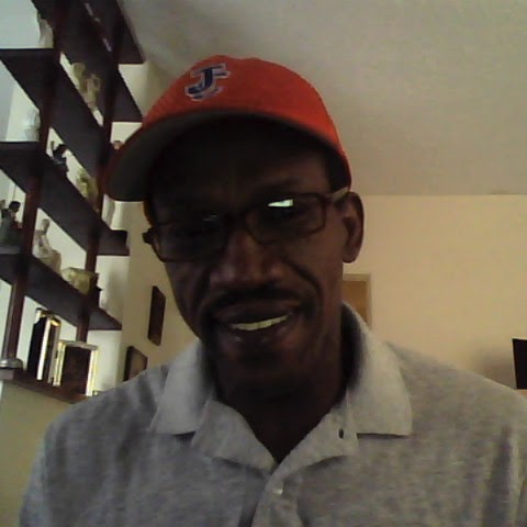 Robert Clayton Photo 17