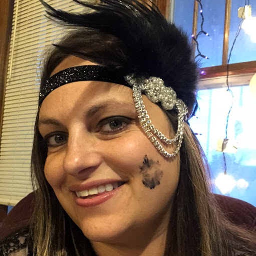 Billie Williams Photo 12