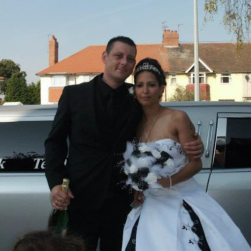 Lisa Hobson Photo 12