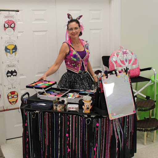 Kathy Hughes Photo 11