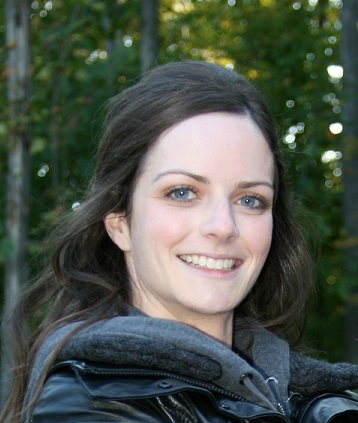 Sandra Stark Photo 42
