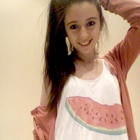 Mari Gonzalez Photo 11