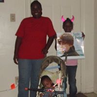 Christina Levine Photo 6