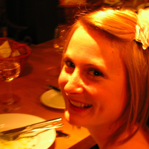 Hannah Ewing Photo 7