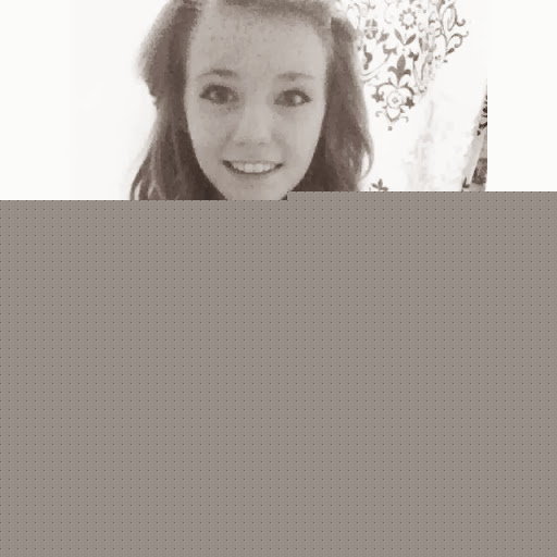 Emily Hill Photo 14