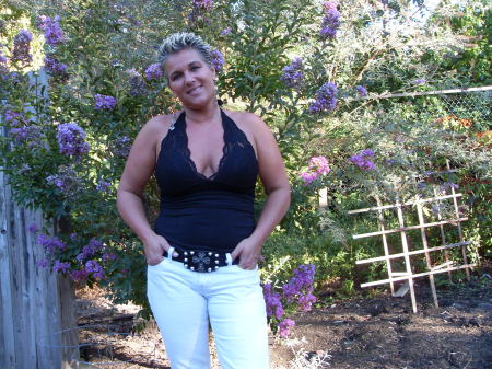 Suzanne Robertson Photo 39