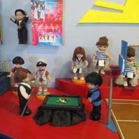 Roger Gutierrez Photo 32