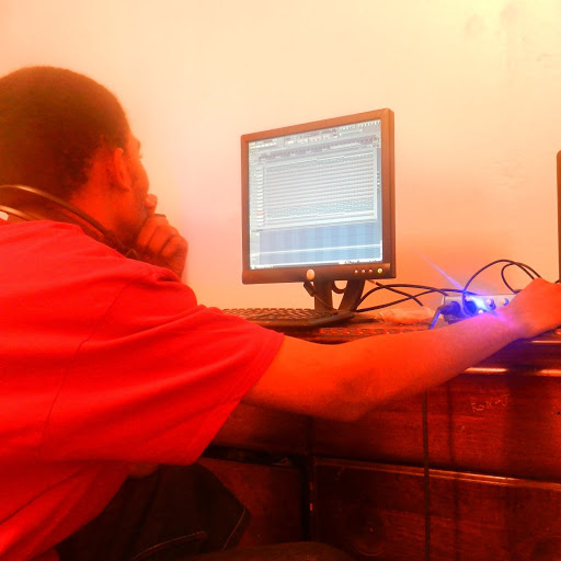 Josh Roberson Photo 9