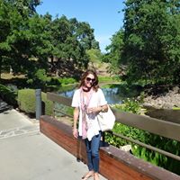 Shannon Keyes Photo 14