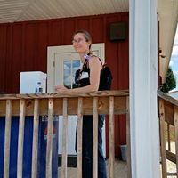 Sandra Tucker Photo 10