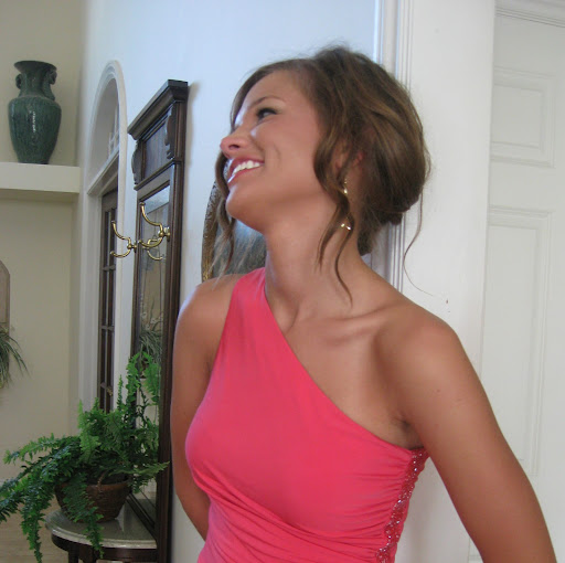 Sarah Eifert Photo 9