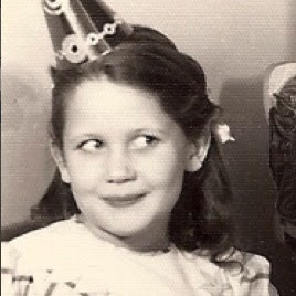 Nancy Nail Photo 2