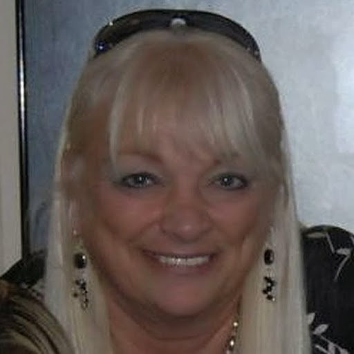 Angela Dixon Photo 6