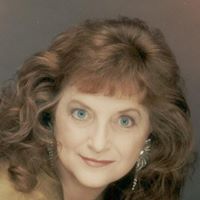 Sue Mitchell Photo 31