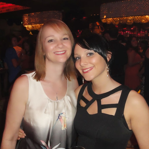 Tracey Roberts Photo 33