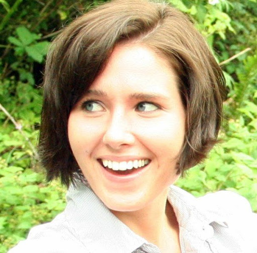 Elizabeth Poole Photo 13