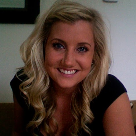 Christina Gray Photo 20