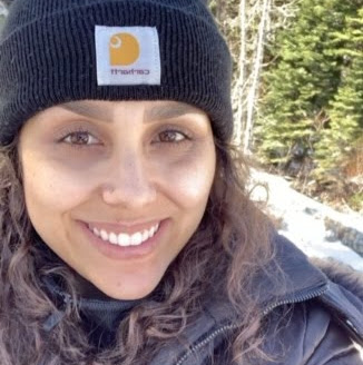 Dina Barker Photo 13