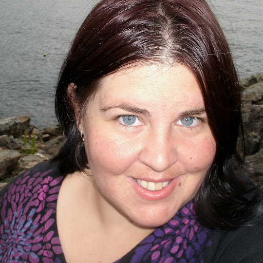 Elizabeth Lutz Photo 36