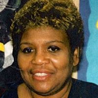 Geraldine Holmes Photo 10