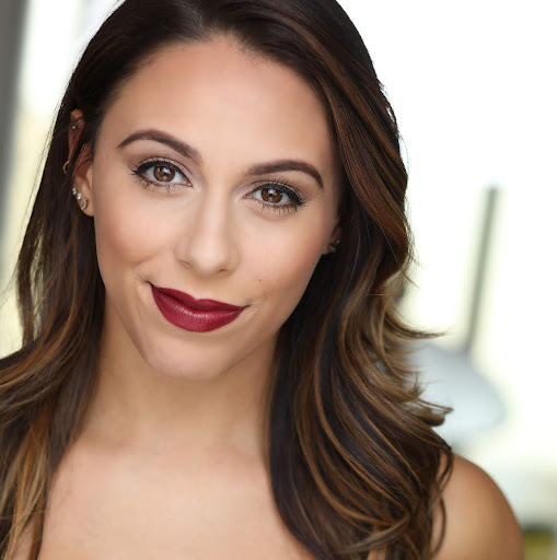 Erica Barton Photo 5