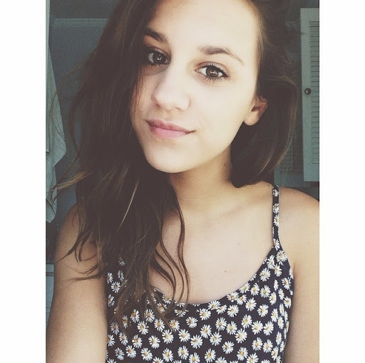 Frances Rose Photo 10