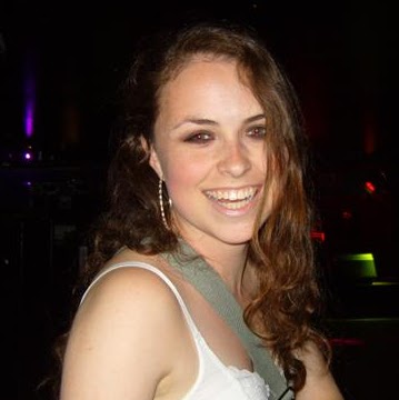 Tara Harrison Photo 33