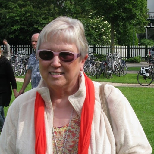 Jenny Short Photo 10
