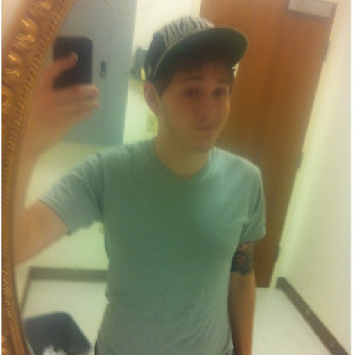 Ricky Montgomery Photo 36