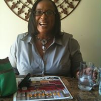 Yvette Thomas Photo 21