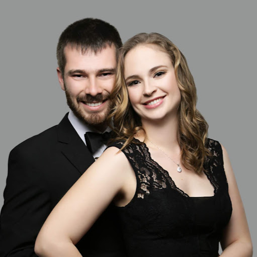 Alexandra Little Photo 11