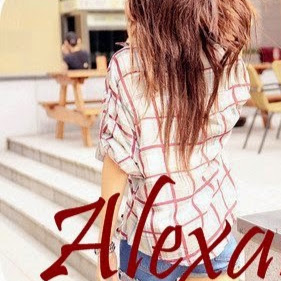 Alexandra Acosta Photo 20