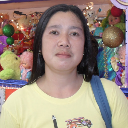 Connie Villanueva Photo 10