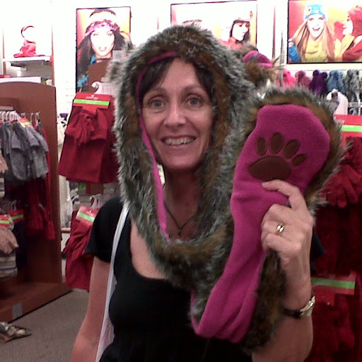 Kathryn Barnett Photo 18