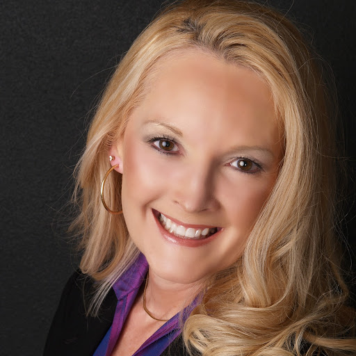 Sandra Starr Photo 15