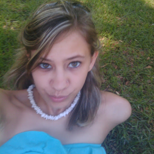 Elizabeth Chase Photo 26