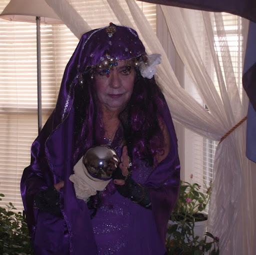 Carolyn Decker Photo 18