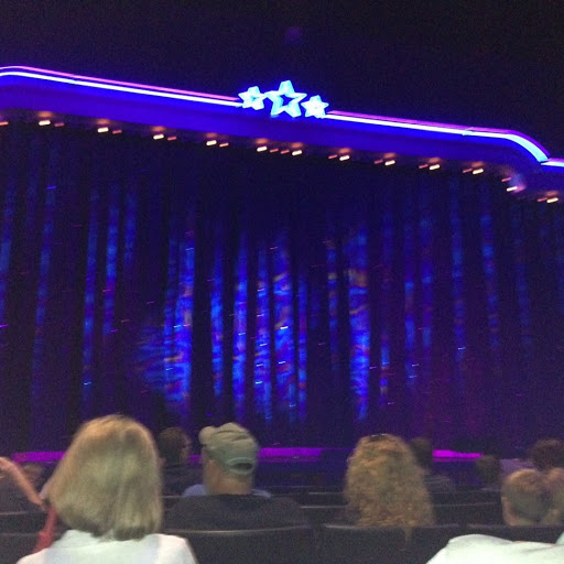 Angie Miller Photo 14